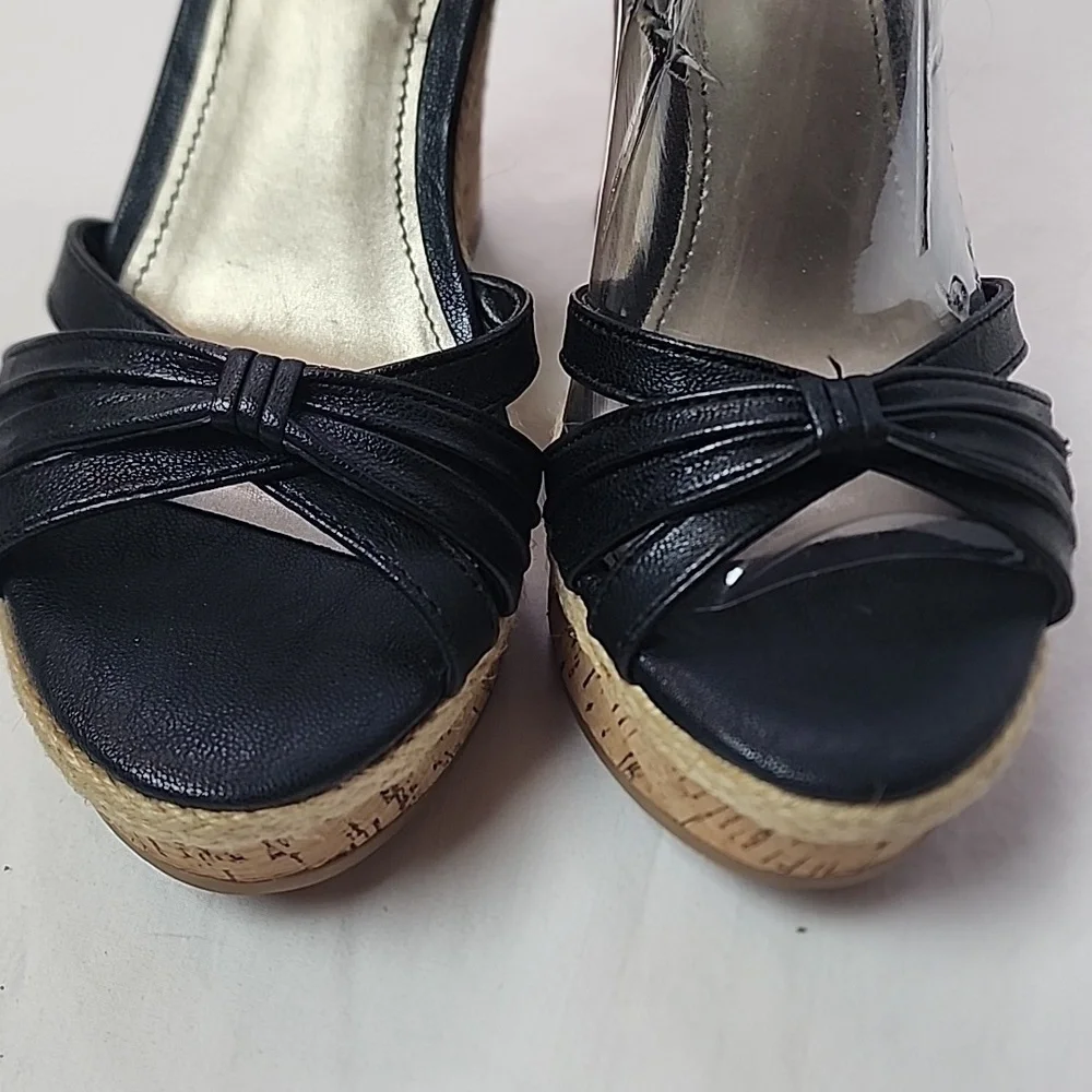 NWT Fergalicious By Fergie Black Wedge Sandals Size 6 4.5